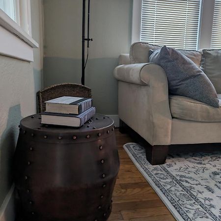 Charming, 1-Bedroom, Open Concept House La Crosse Εξωτερικό φωτογραφία